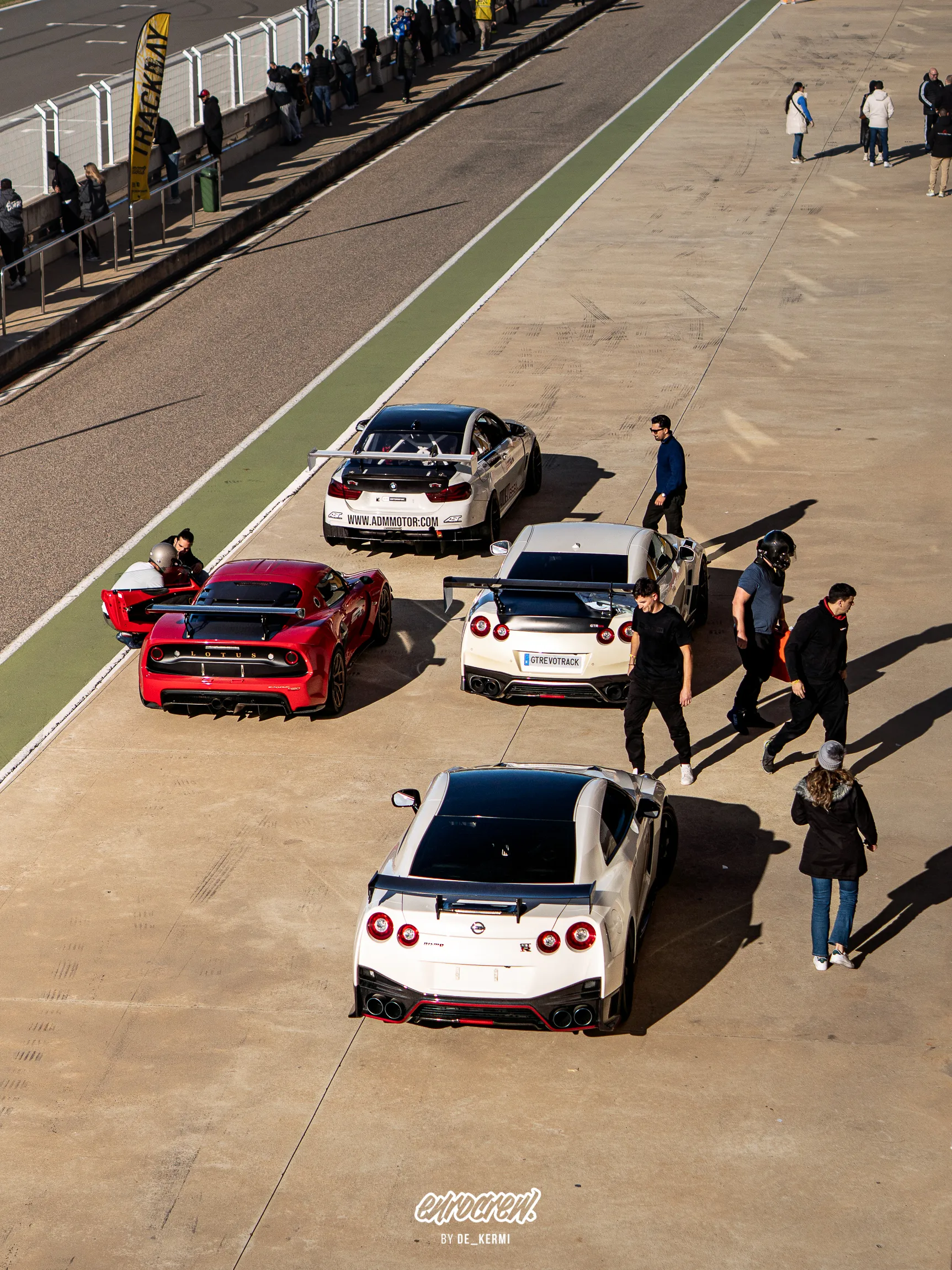 Pit box · 6
