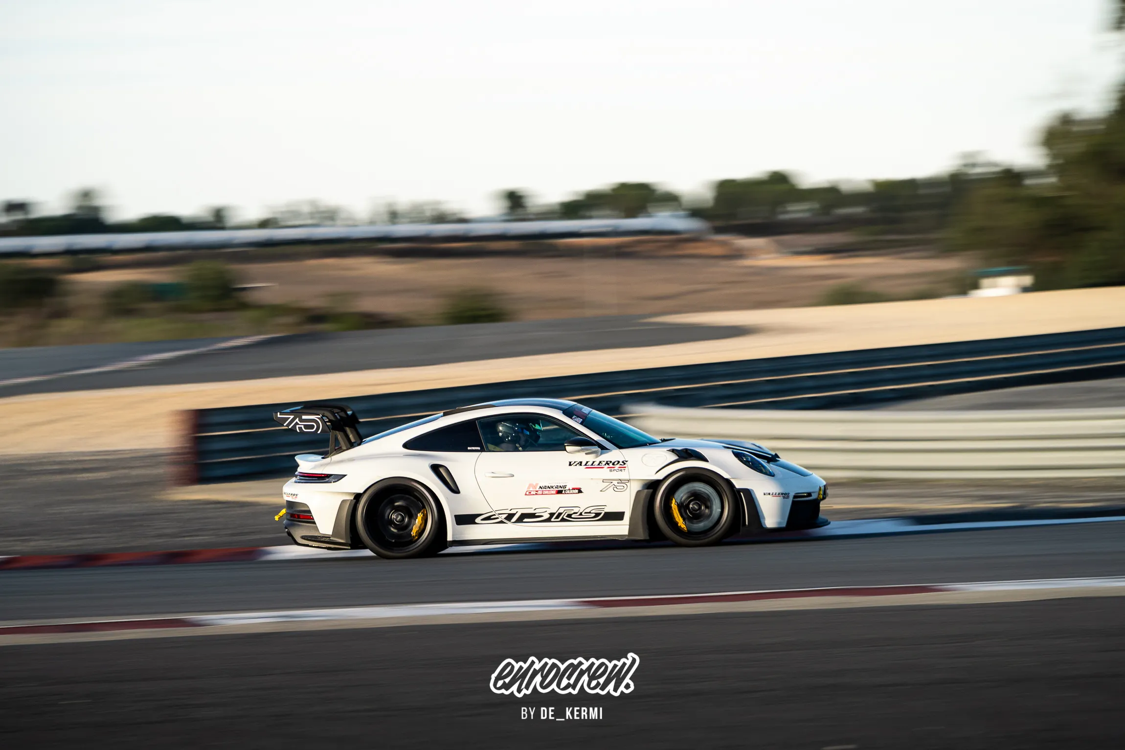 Pit box · 51
